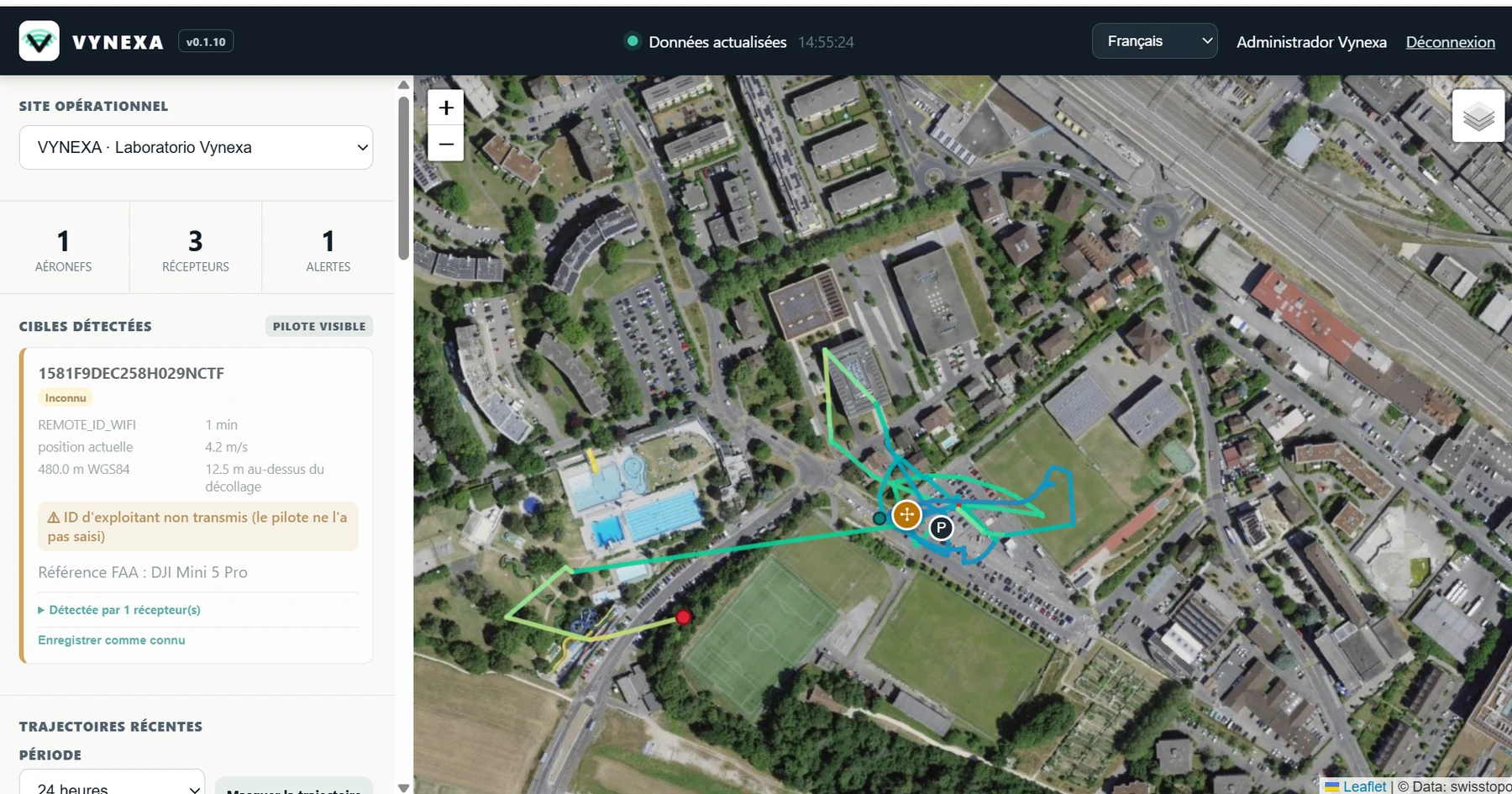 Vynexa supervision portal showing detected aircraft, receivers and an alert